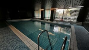 Schwimmbad im Haus