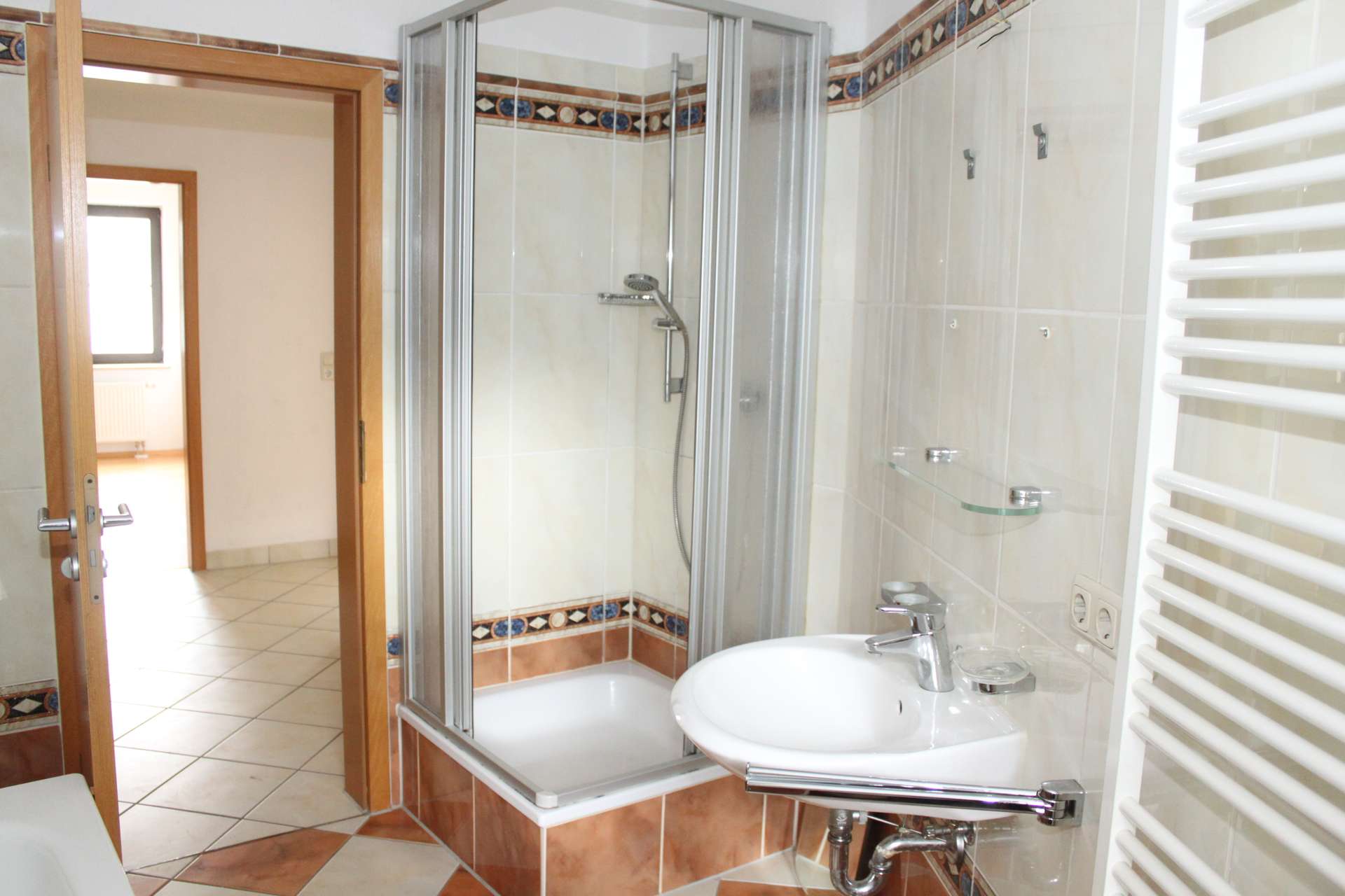Bad-Dusche
