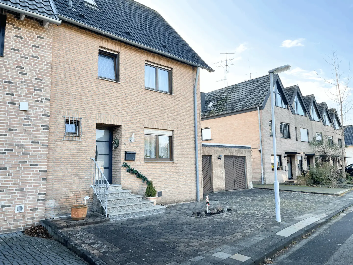 Straßenansicht