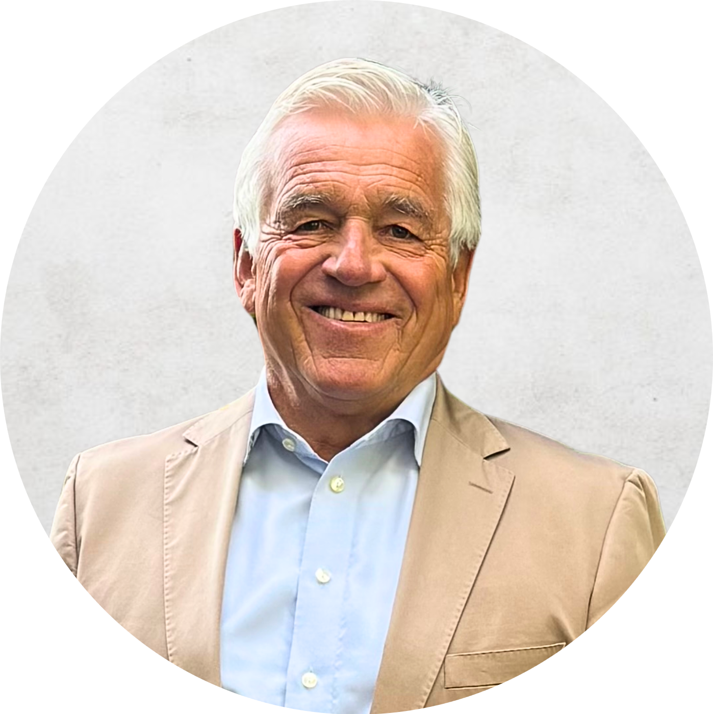 QUINZZ-Makler Wolfgang Krzyzanowski kreisförmiges Portraitfoto