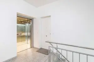 Fahrstuhl direkt vor der Tür