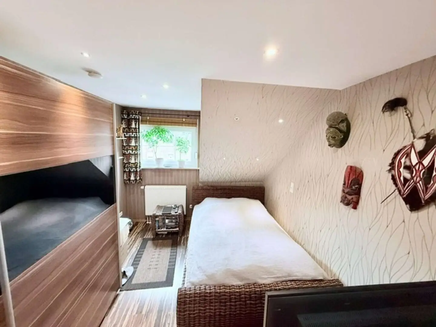 Zimmer 1 DG