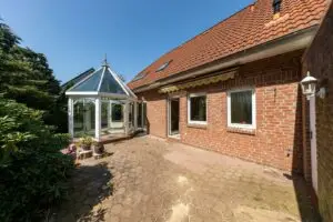 Terrasse und Wintergarten