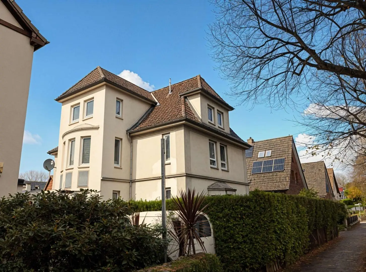 Charmantes Mehrfamilienhaus