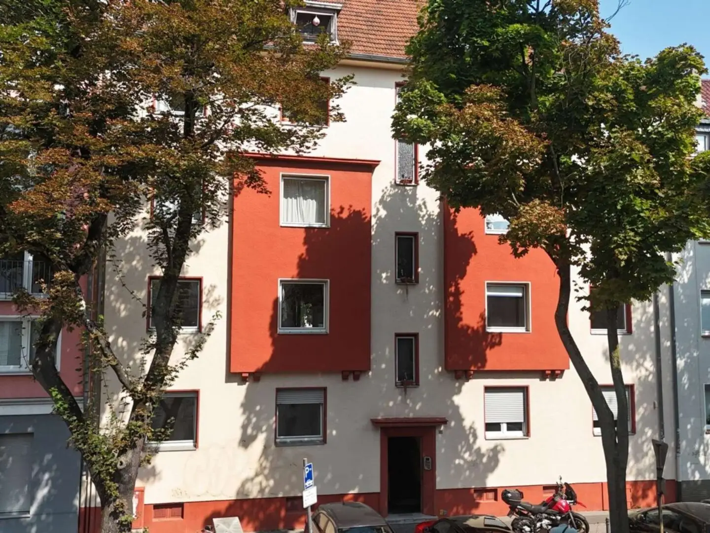 Außen Haupteingang