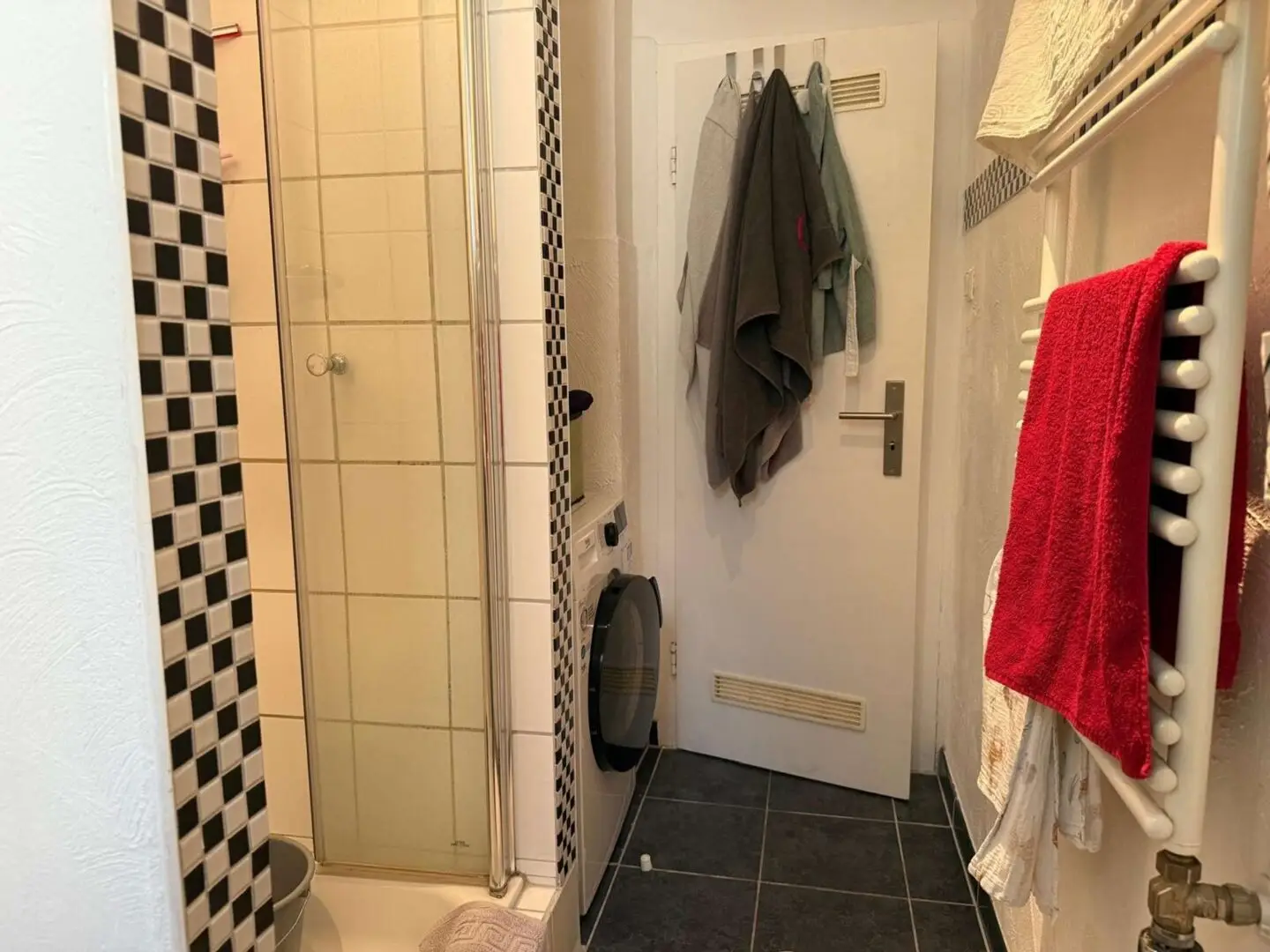 Badezimmer 2