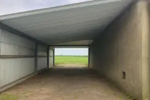 Wagenschuppen2 KI gestaged