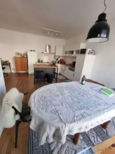 Küchenblick aus Esszimmer