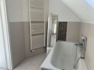 Bad Obergeschoss (2)