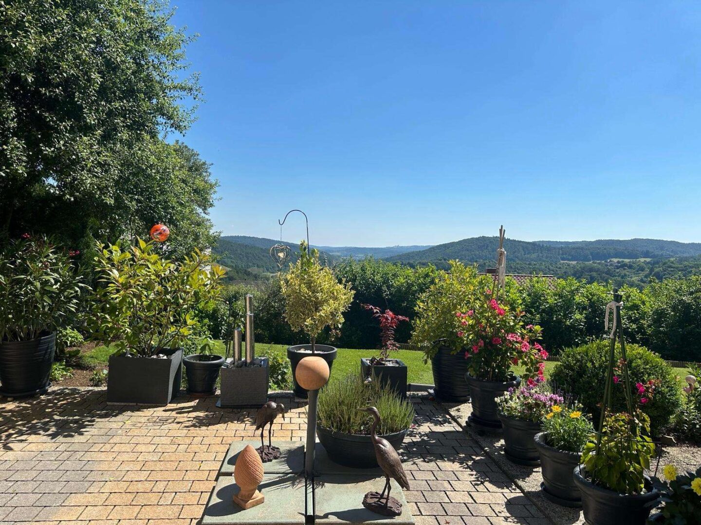 Terrasse Blick ins Tal