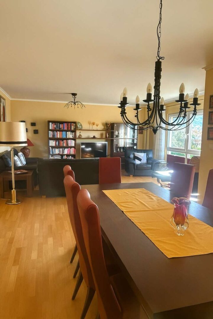 Wohzimmer Bild 2