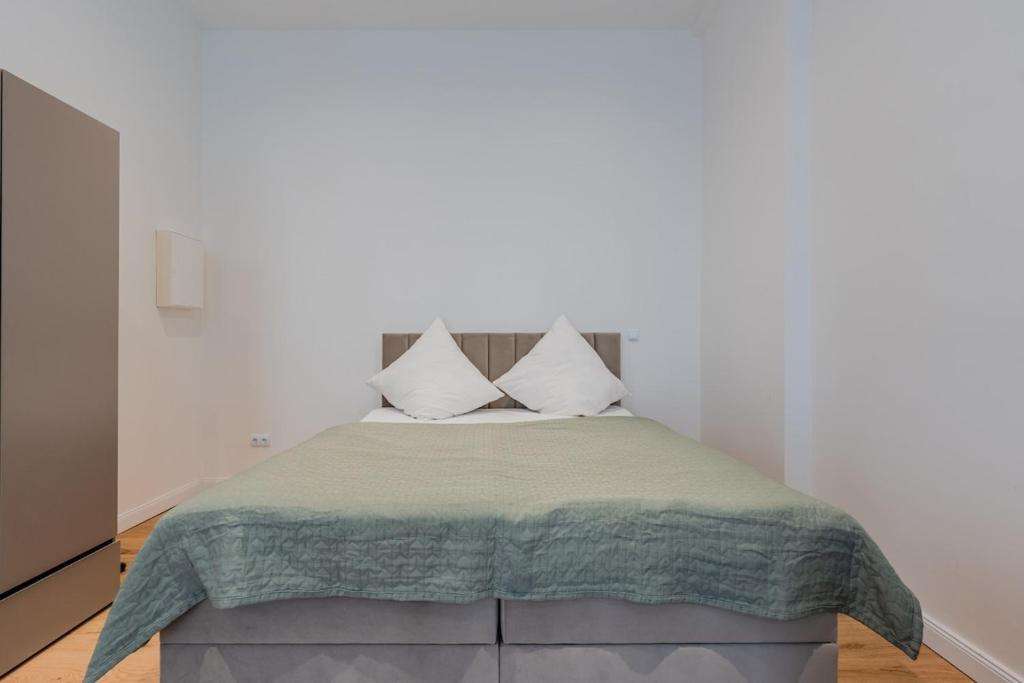 Französisisches Doppelbett