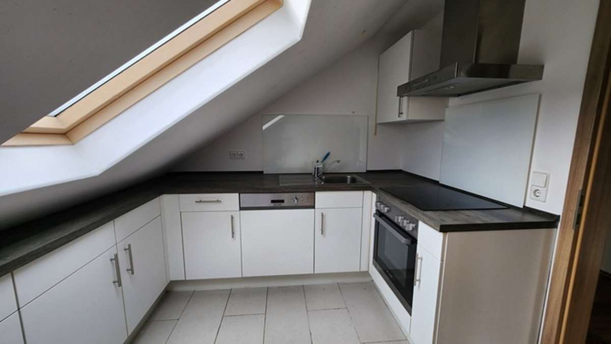 Küche Dachgeschosswohnung