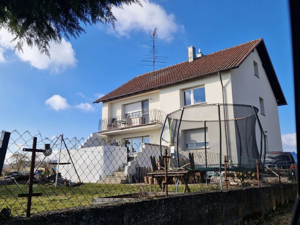 Spielplatz für die eigenen Kinder