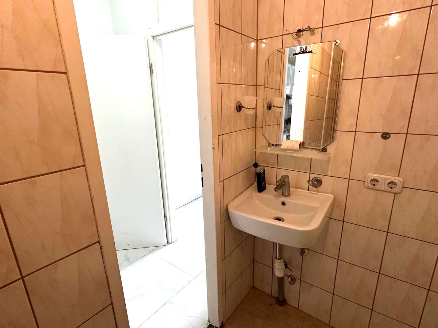 Bad aktuell vor Sanierung