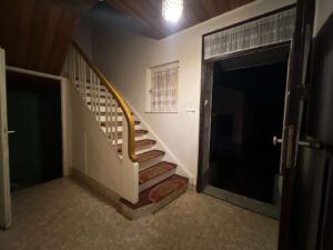 Treppenaufgang/Flur
