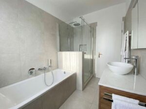 Badezimmer (Einrichtungsbeispiel)