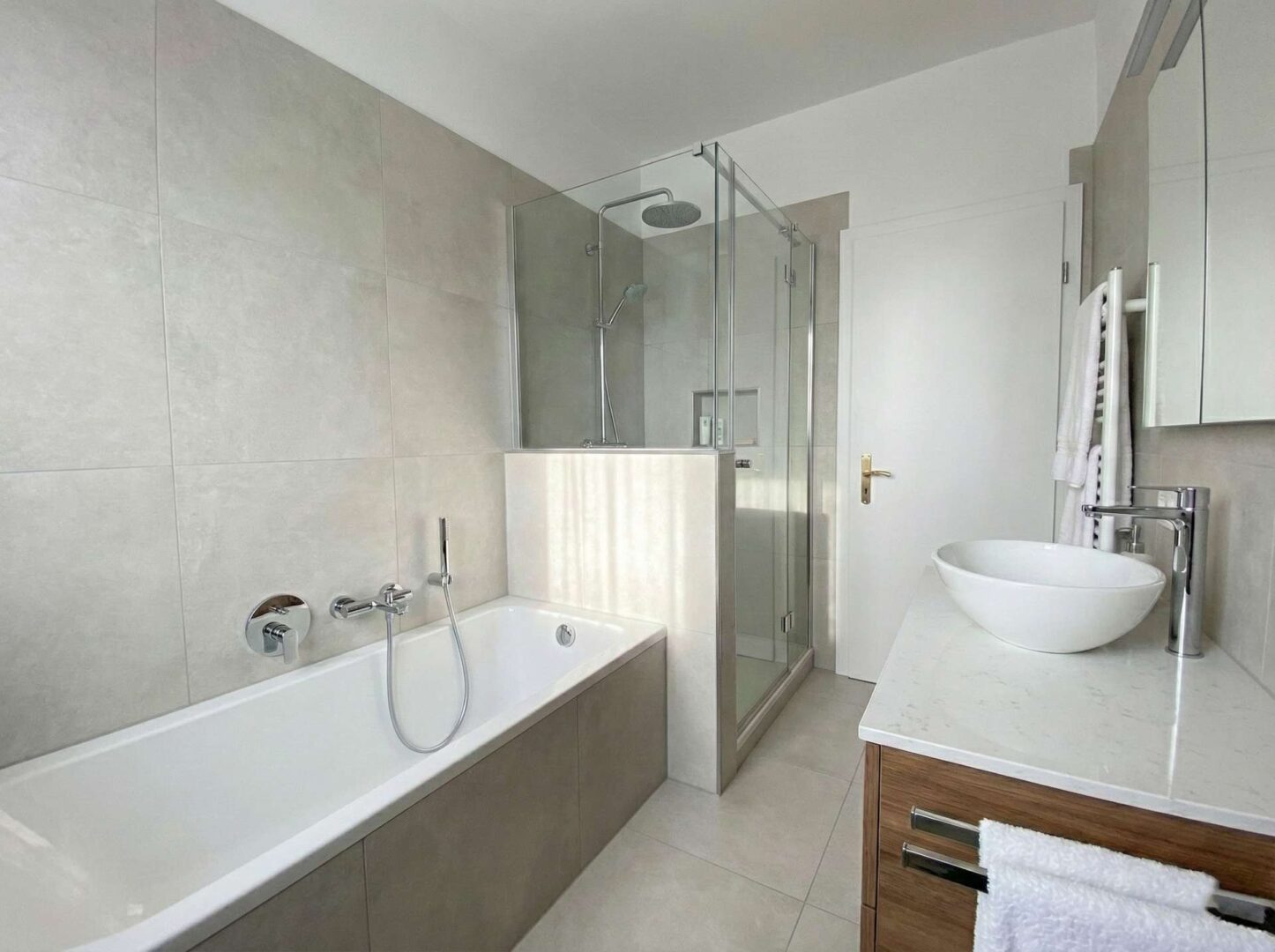 Badezimmer (Einrichtungsbeispiel)