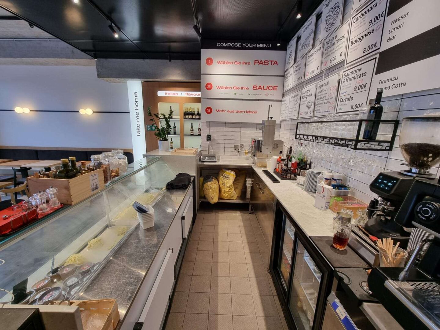 Arbeitsbereich hinter der Theke