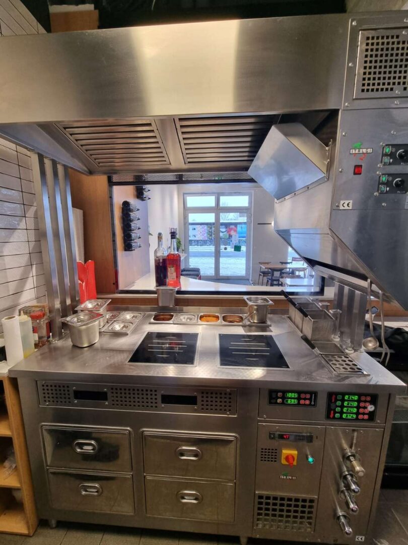 Autonome Pasta-Koch-Einheit mit Sossen u Abzug