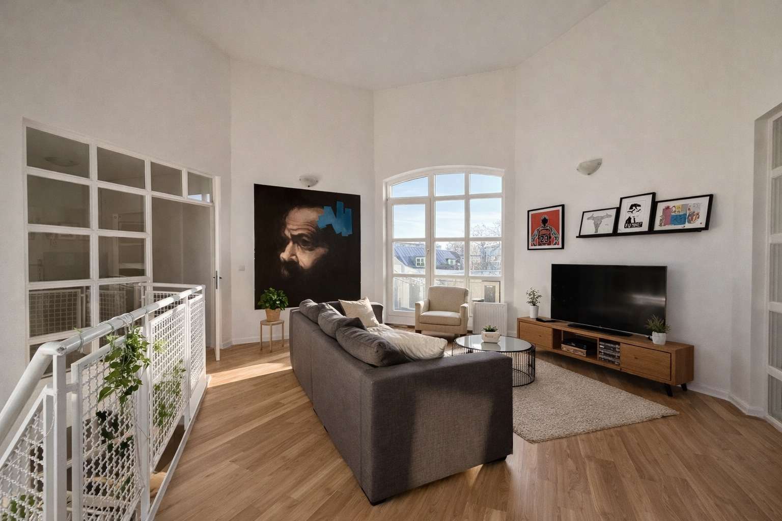 Exklusiver Wohnbereich oben