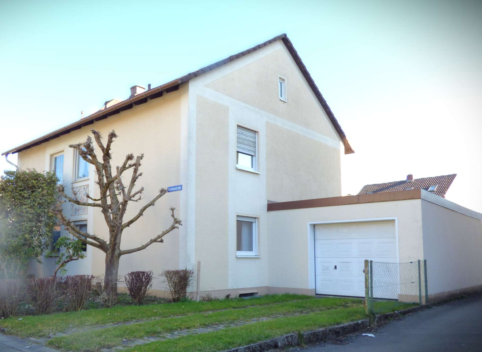 Seitenansicht des Hauses