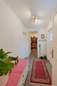 Flur Schlafzimmer EG.