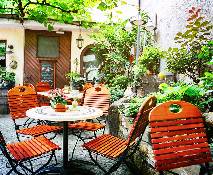 Musteransicht - Schön angelegte Bestuhlung von der charmanten Restaurant im Grünen