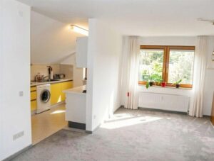 Wohnen mit Zugang zur Küche