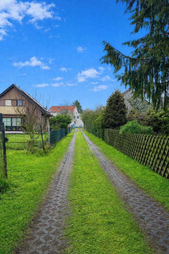 Gehweg zum Grundstück