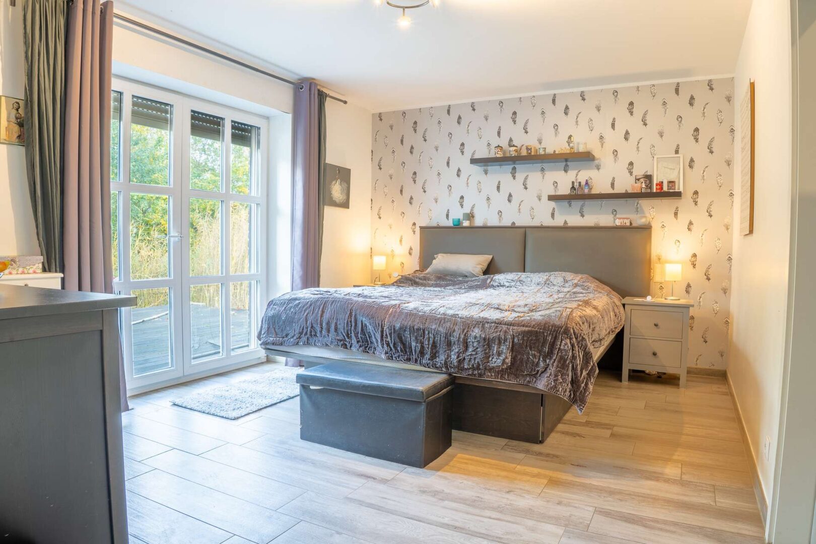 Schlafzimmer mit Bad en Suite und Sauna