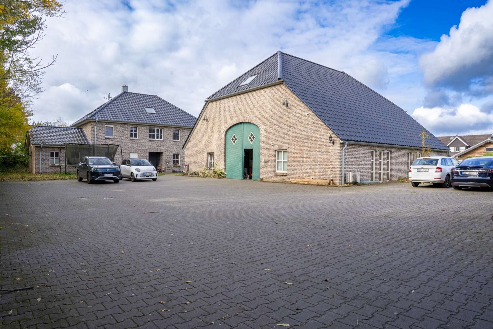 Blick auf die Liegenschaft