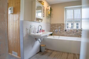 Bad en Suite neben dem Elternschlafzimmer