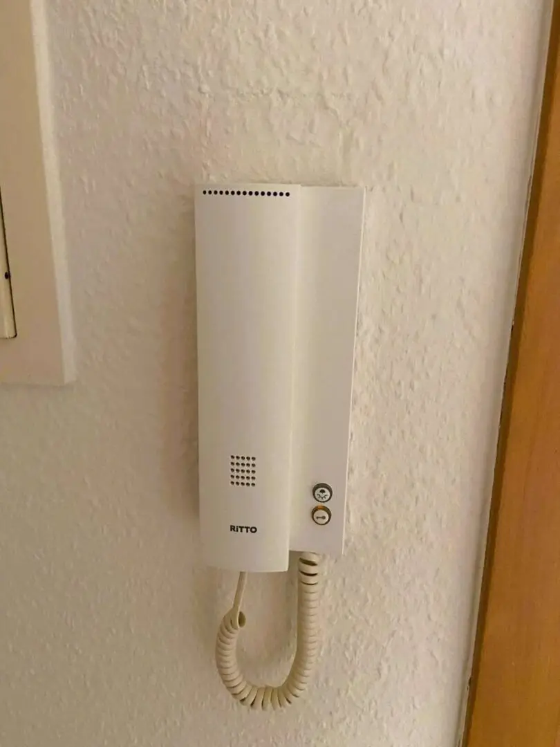 Freisprechanlage mit Türöffner für die Außentür