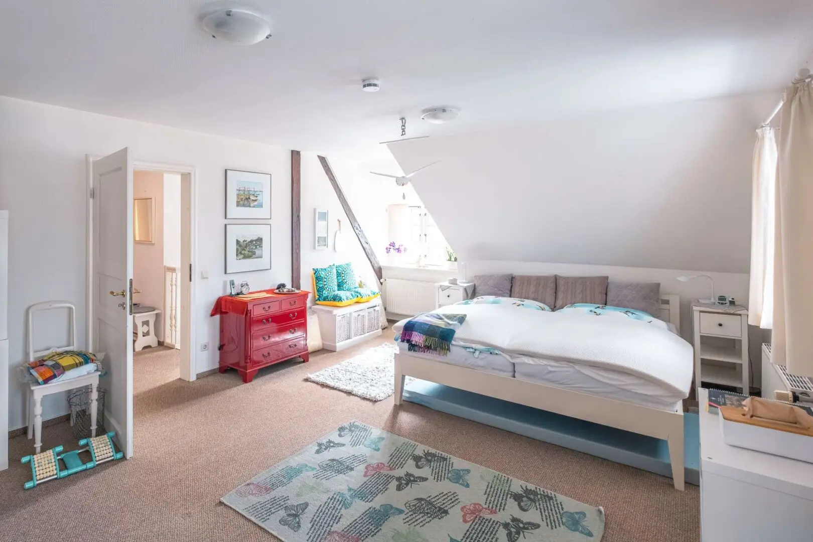 Schlafzimmer Gäste/Kinder OG.