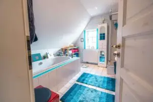 Bad Hauptschlafzimmer OG.