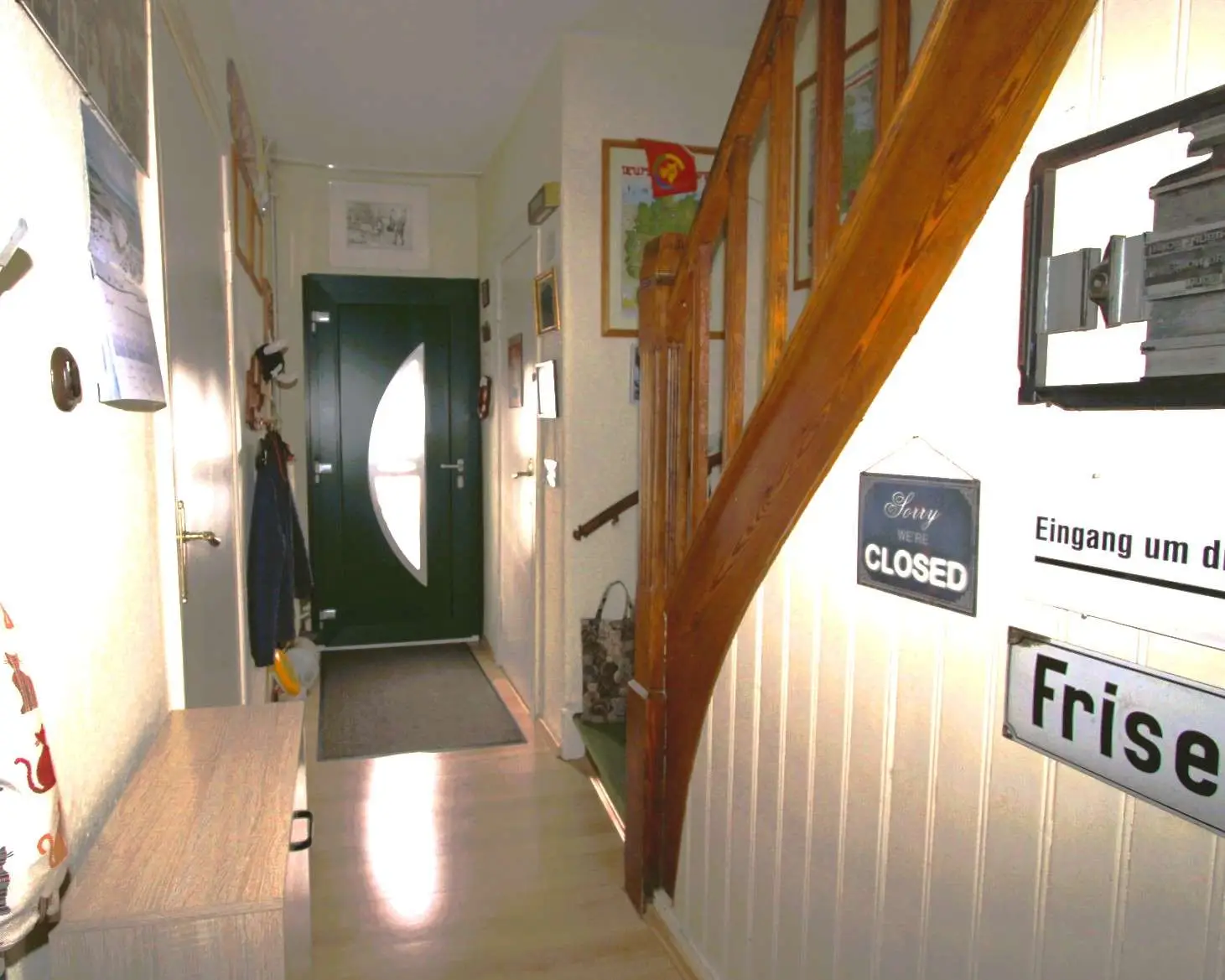 Flur aus Küchensicht