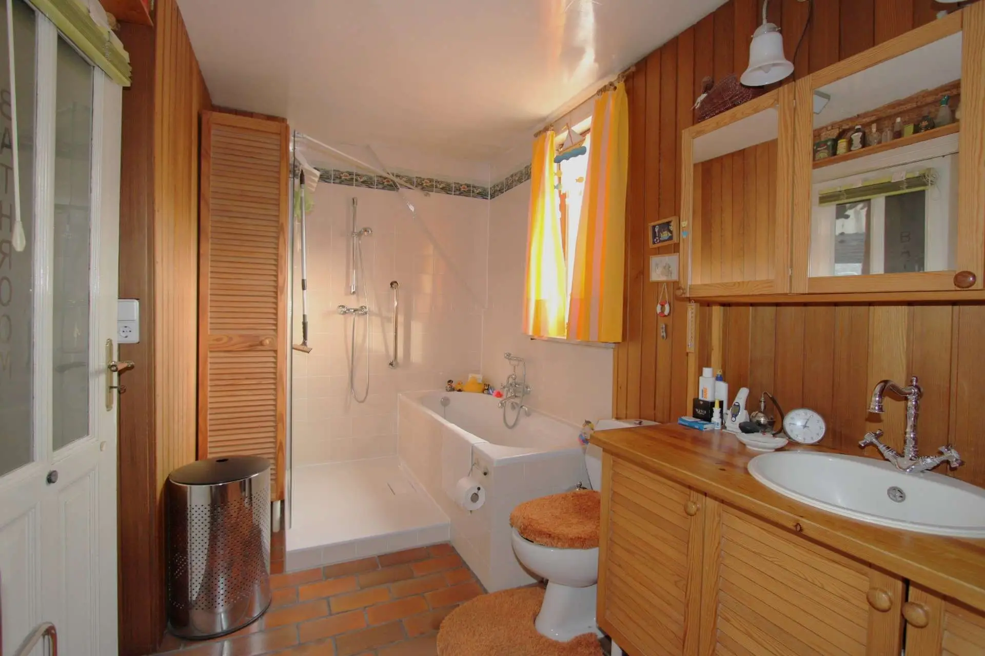 Dusch-u.Wannenbad OG