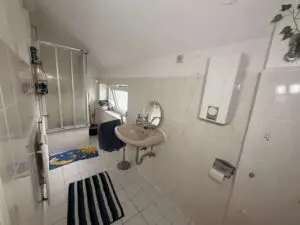 Badezimmer 2.OG