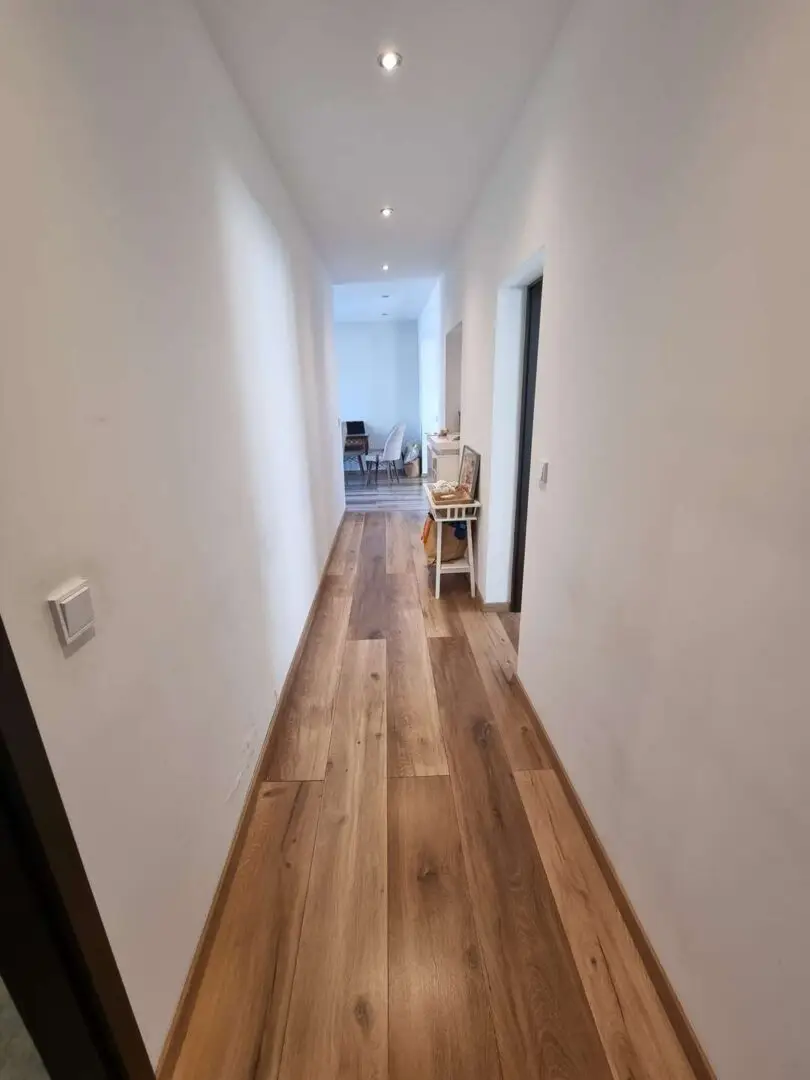 Eingangsbereich Flur zum Esszimmer