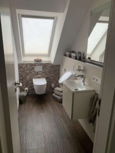 Gäste WC mit Urinal