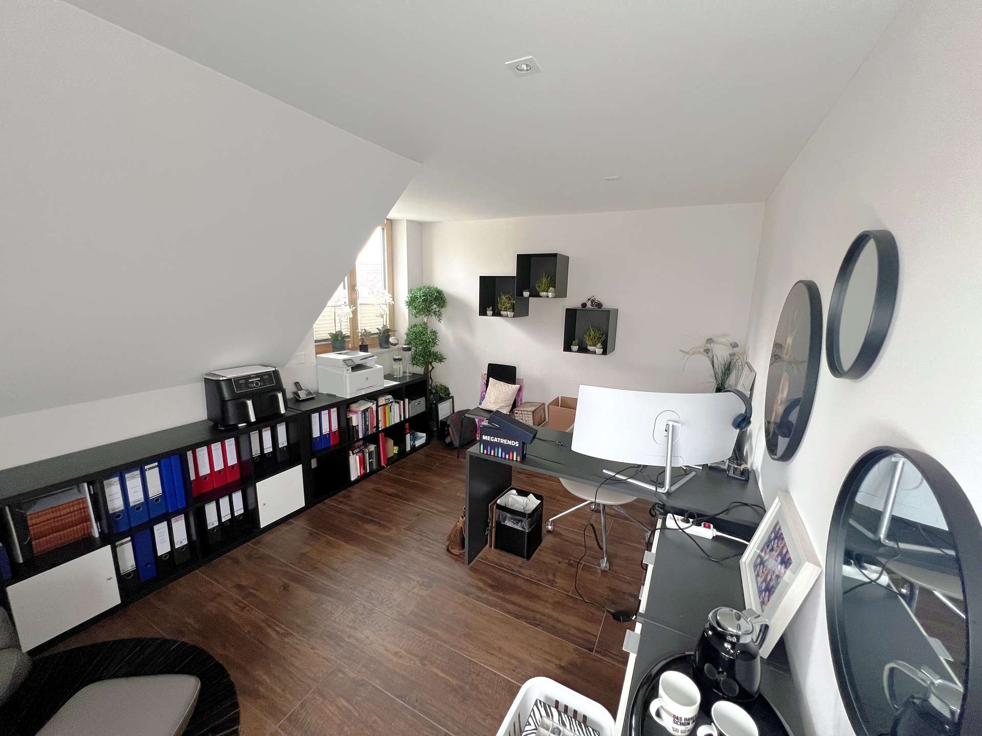 Büro oder Kinderzimmer