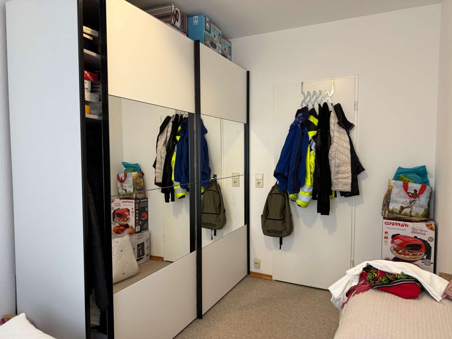 Schlafzimmer 2