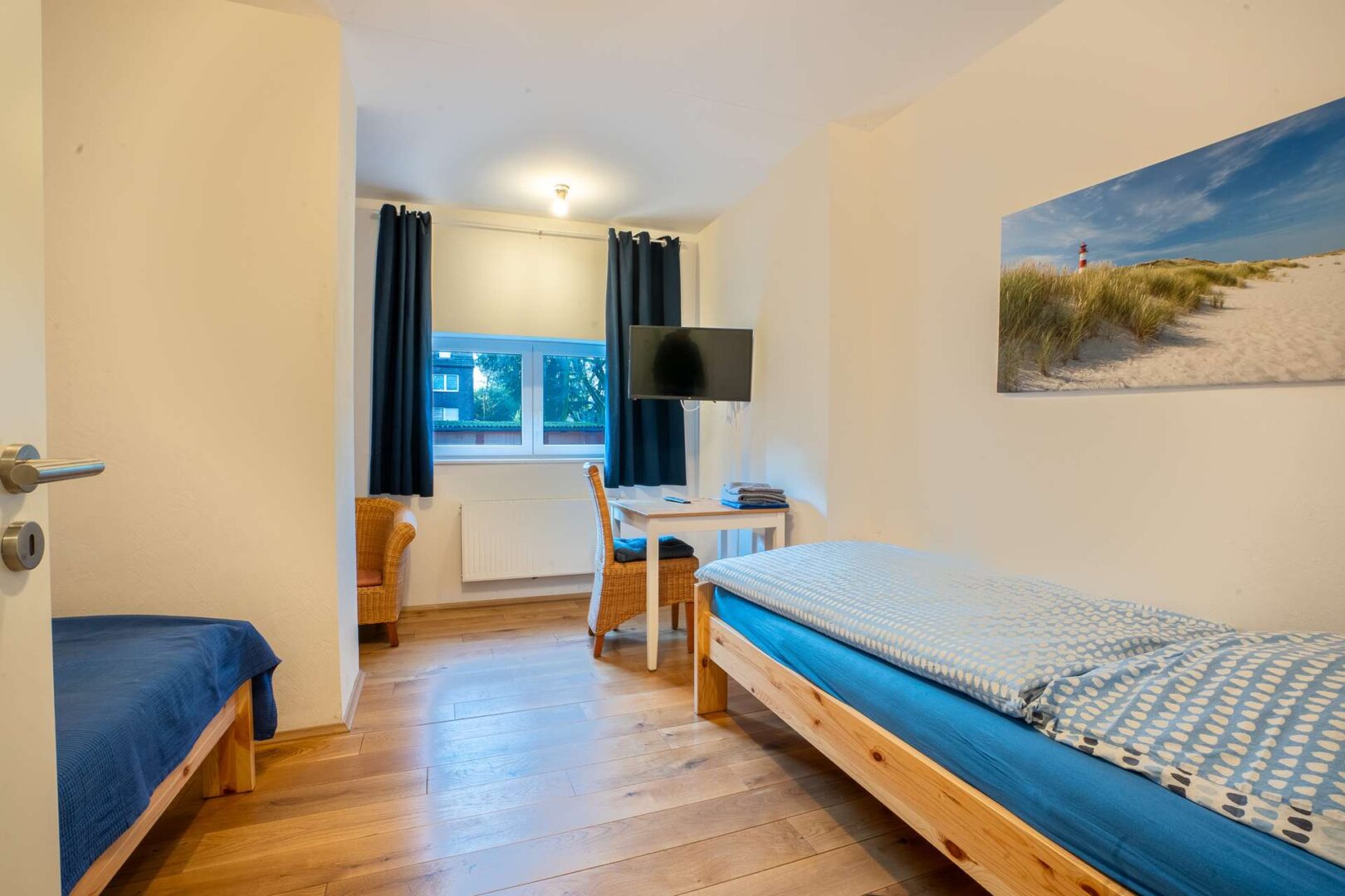 Großes Doppelschlafzimmer mit Blick ins Grüne im EG