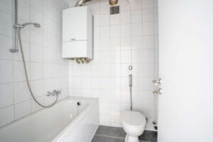 Frisch renovierte Wohnung im 3. OG Rechts