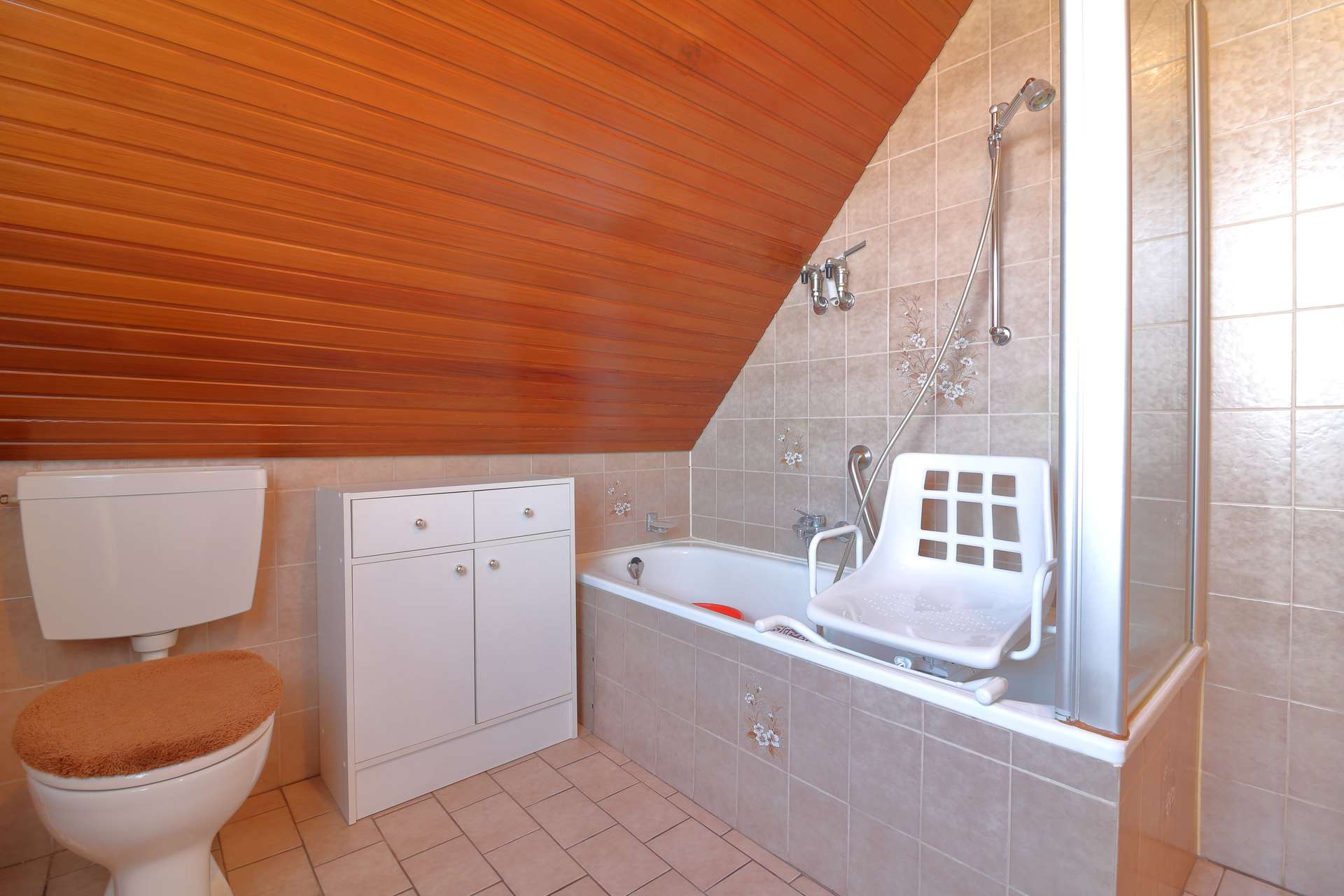 DG: Badezimmer
