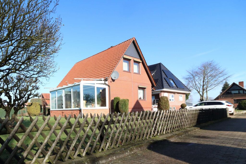Straßenansicht
