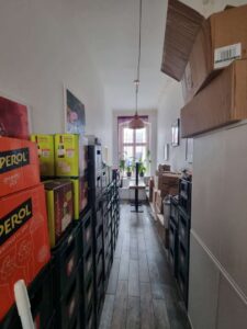 Lager im EG auch als Kundenbereich nutzbar