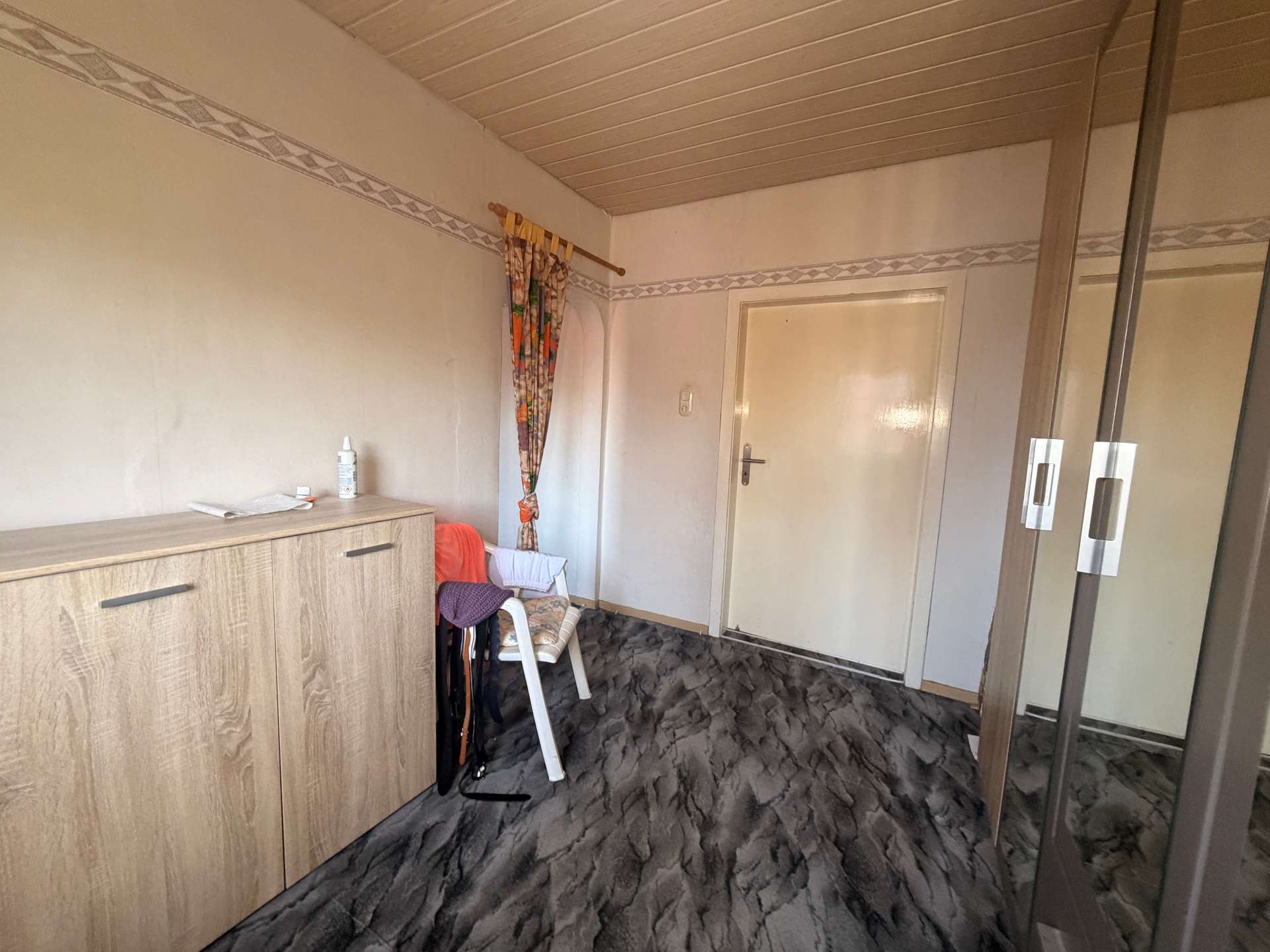 Ankleidezimmer DG