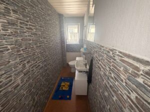Badezimmer 1.OG